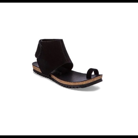 Pedro Garcia Shoes - Pedro Garcia Vania Black Suede Sandal 9/39